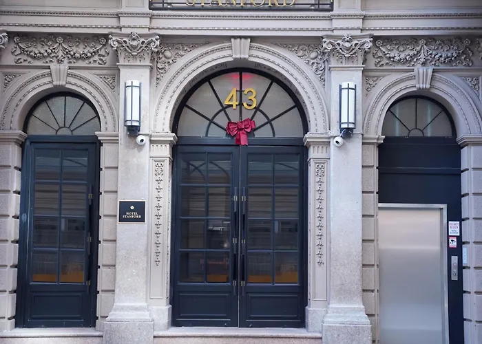 Hotel Stanford